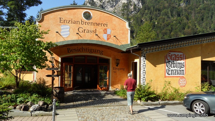 Enzianbrennerei_Grassl_Berchtesgaden
